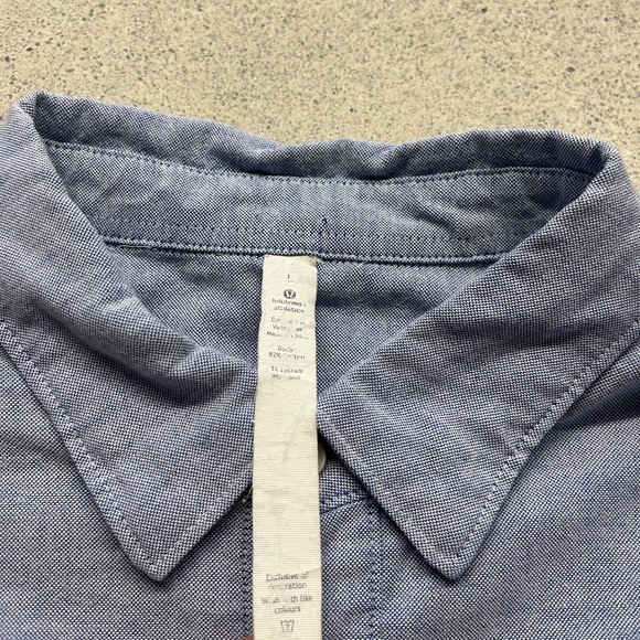 Lululemon Commission Button Up Dress Shirt Light Blue Mens Size Large Cotton - Picture 4 of 5
